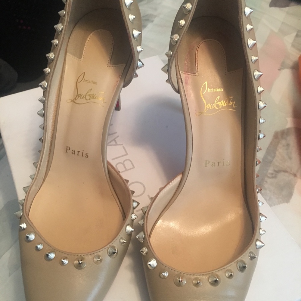 Christian Louboutin nude heels